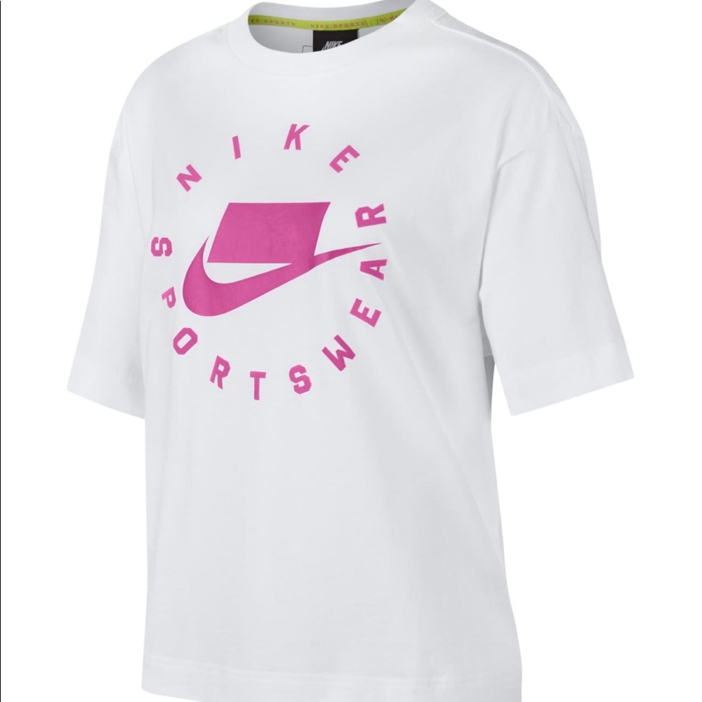 Nike NSW Loose-Fit T-Shirt
